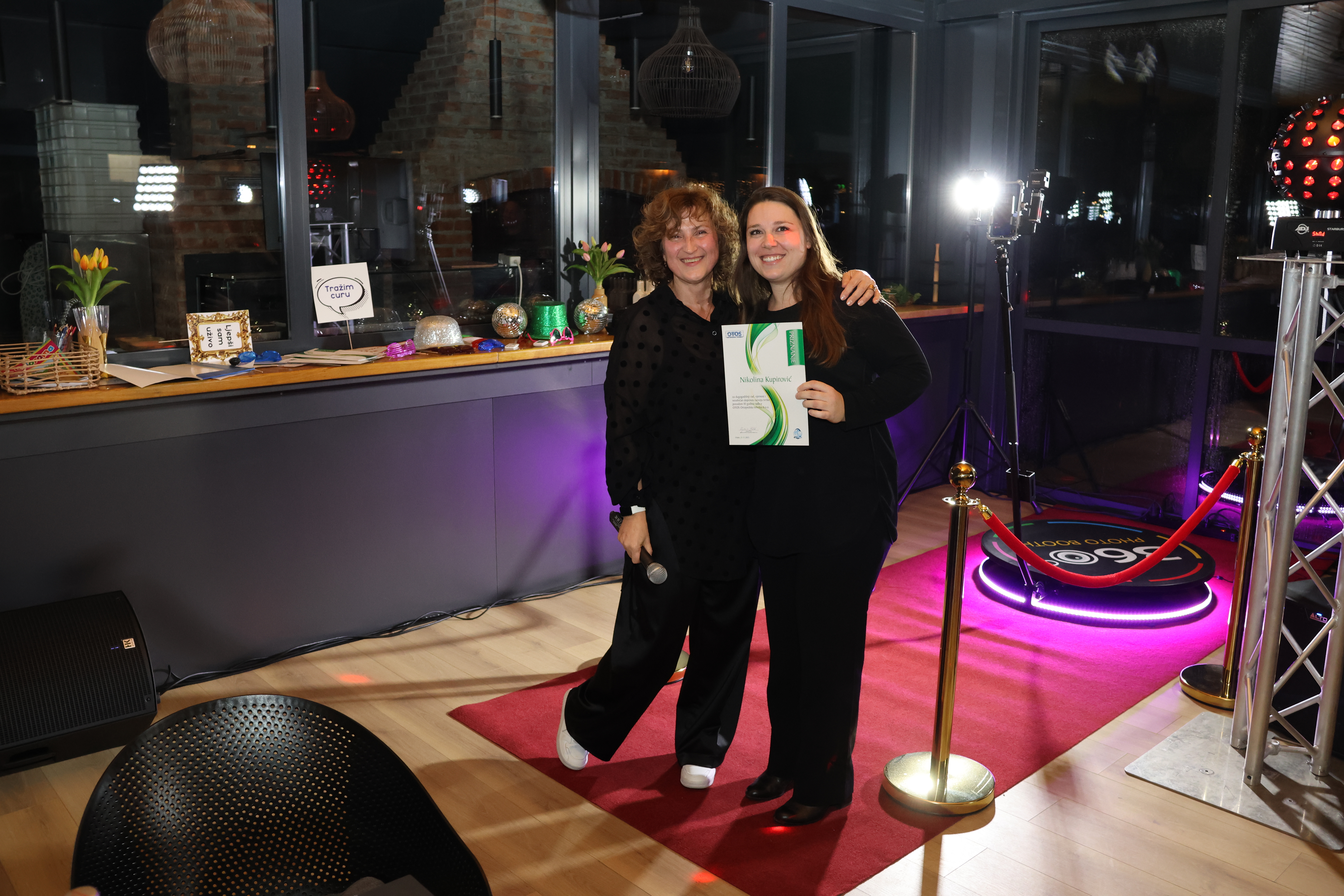 Opcionalni opis fotografije