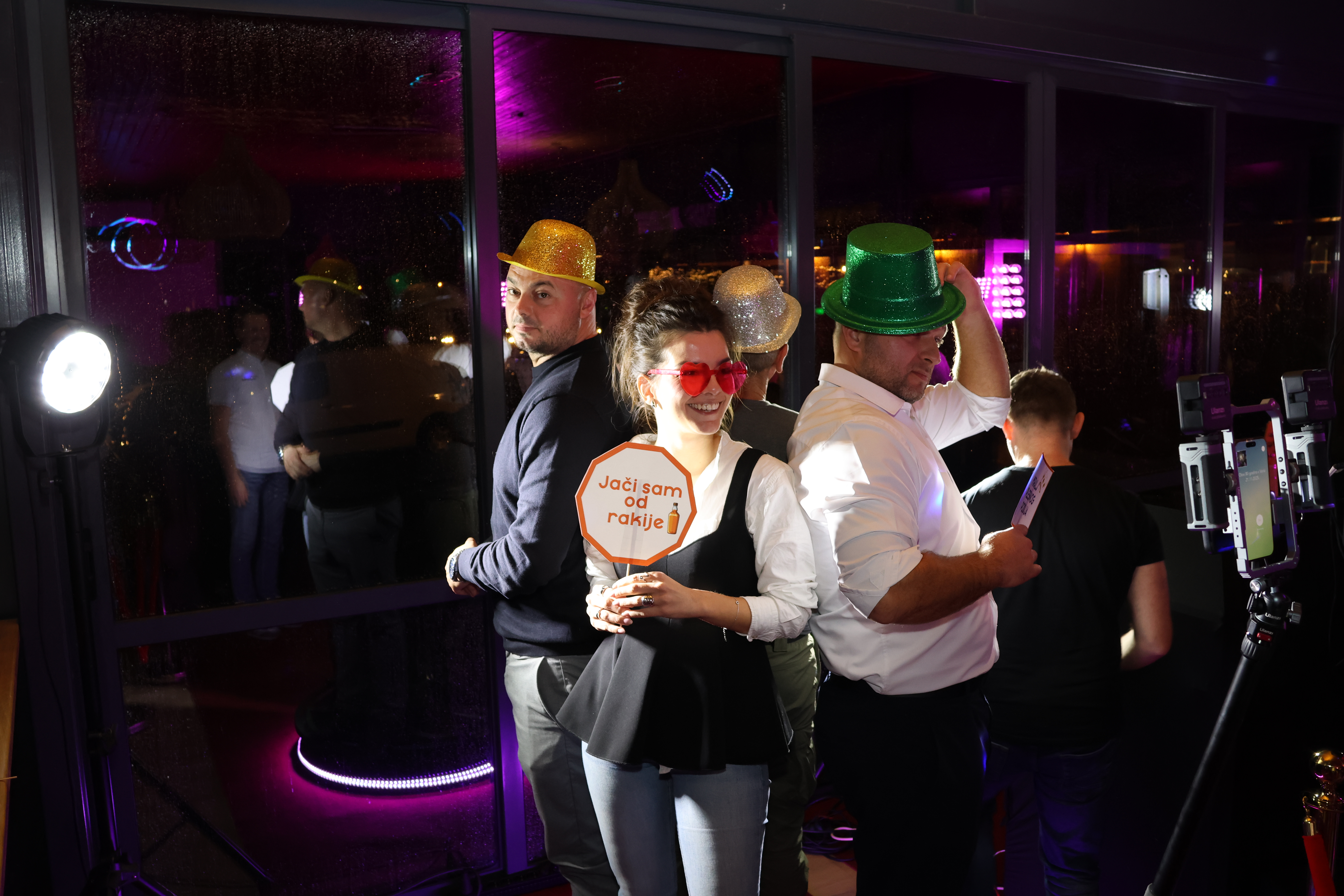 Opcionalni opis fotografije